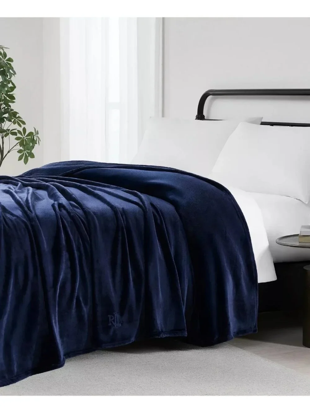 Ralph Lauren Classic Micromink Blanket Full / Queen Blue 90